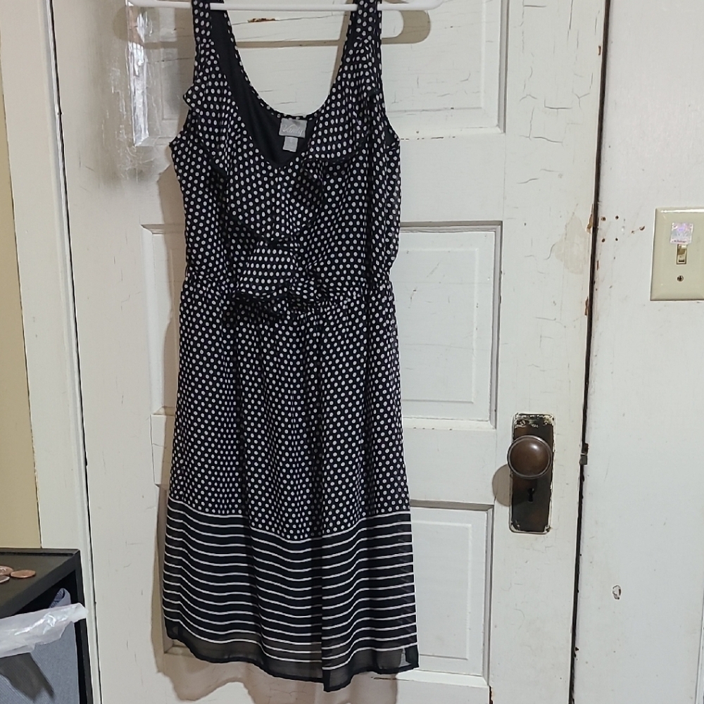 Vanity Black and White Patterned Midi Dress